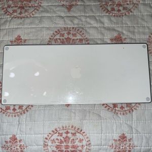 Apple Keyboard